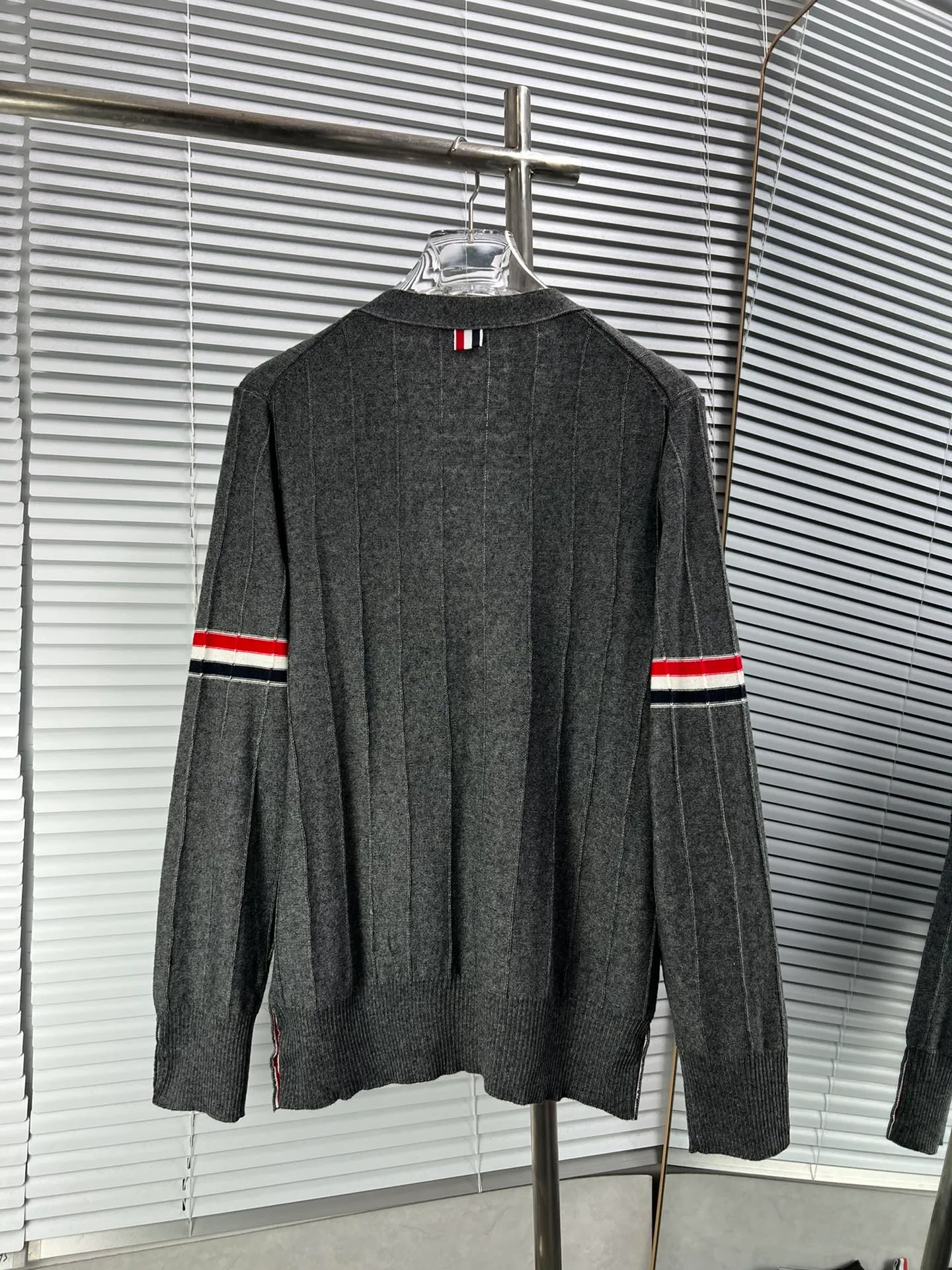 THOM BROWNE 24/FW 12 . . Breathable 。 ：White Navy Blue Dark Gray Light Blue Sizes：1.2.3.4